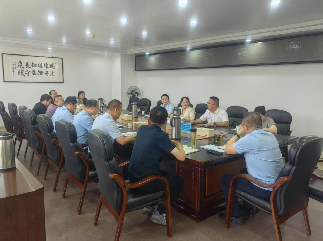 内蒙道路交通救助基金 救助动态 凝聚合力 共筑保障 —— 乌兰察布路救办与保险行业协会召开专题座谈交流会